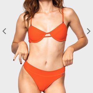 Blackbough Swim bikini